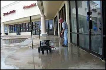 window cleaning service pressure washing storefront
